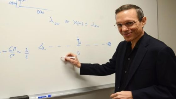Avi Loeb: «La única explicación para Oumuamua es que haya sido fabricado por una civilización extraterrestre»