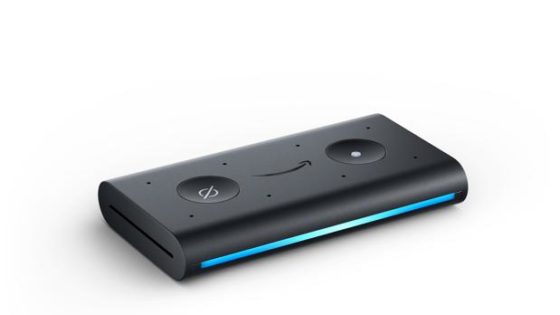 Amazon Echo Auto, el dispositivo para que Alexa te acompañe cuando vas en coche