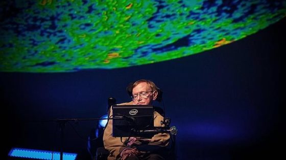 Hawking: “Al final, sabremos todo lo que sabrÃ­a Dios, si es que existe”